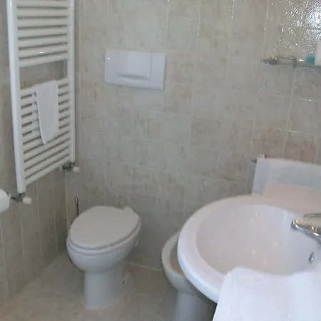 Santorotto Di Fabio Terrosi Hotel 3*