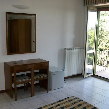 Santorotto Di Fabio Terrosi Hotel 3*