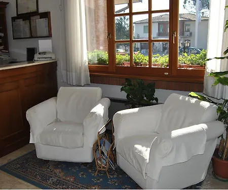 Hotel Santorotto Di Fabio Terrosi 3*